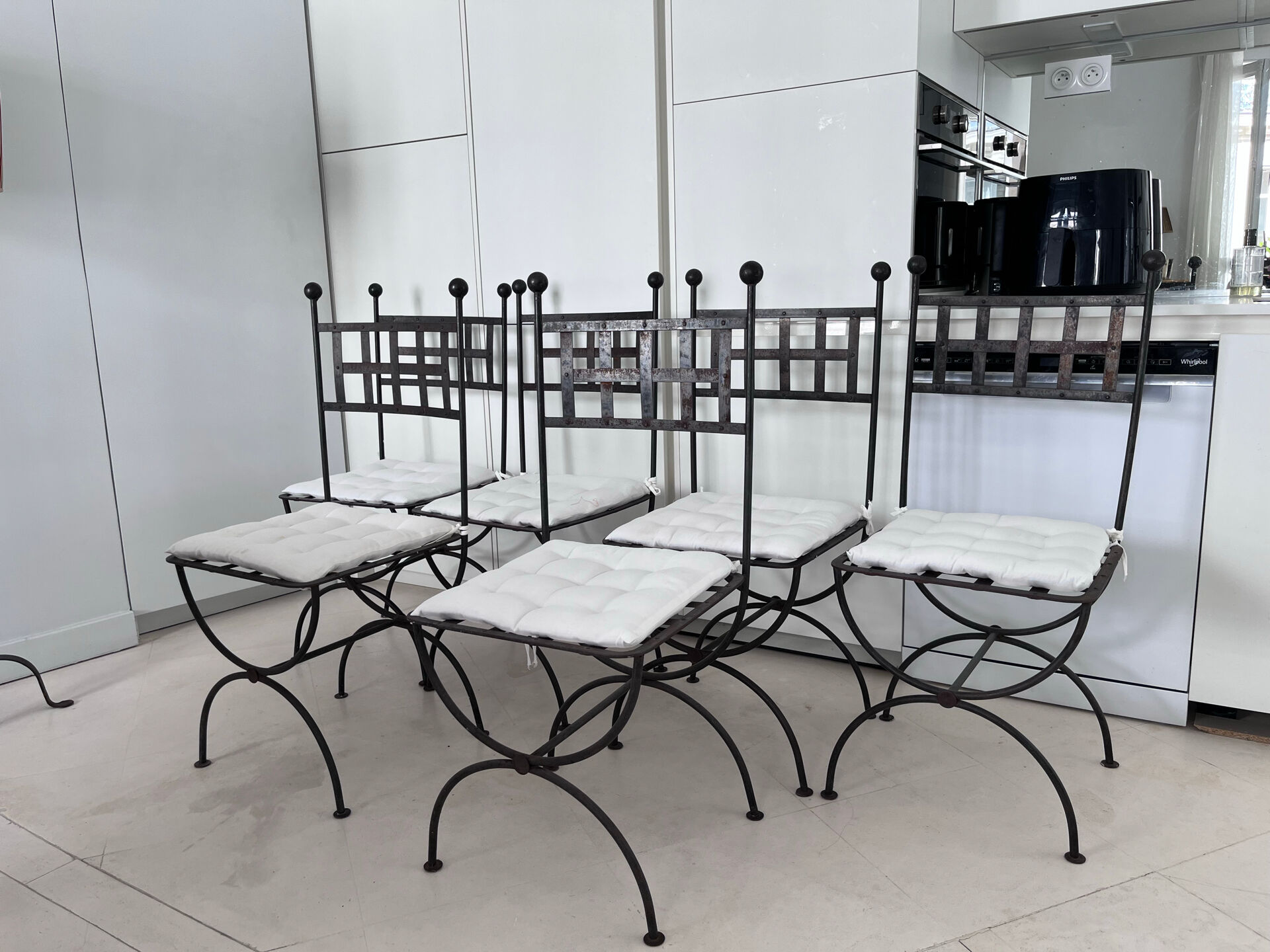 Set of 6 wrought iron chairs