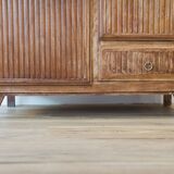 Asymmetrical wardrobe