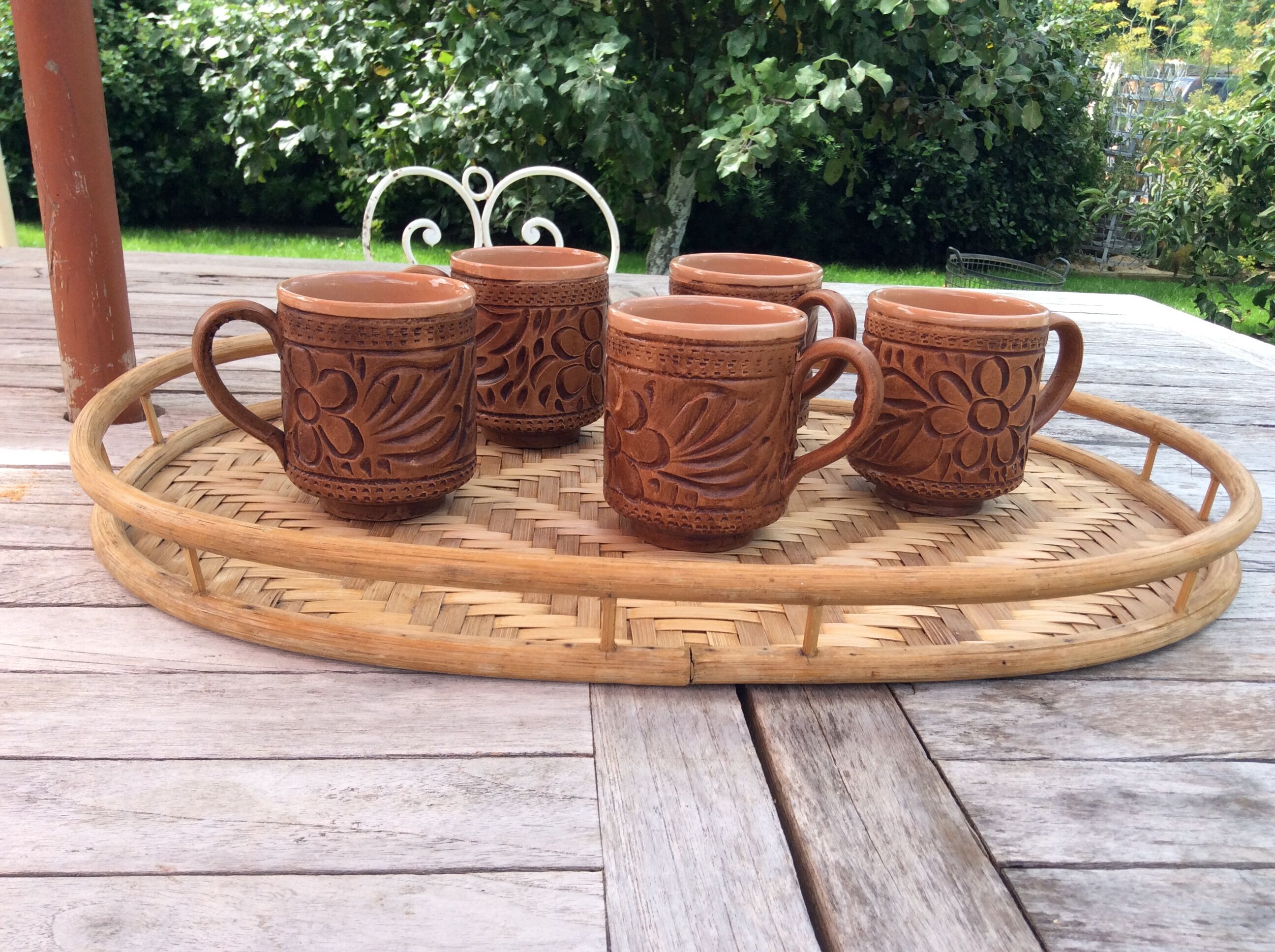 5 terracotta mugs