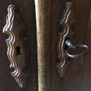 Armoire Louis Philippe en noyer