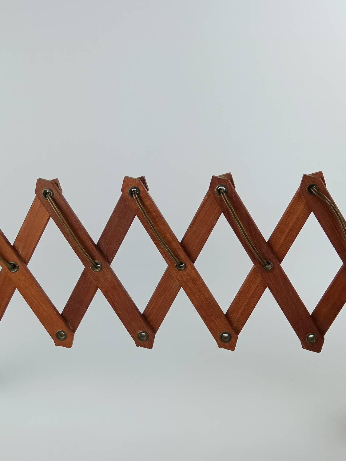 Scandinavian accordion wall lamp