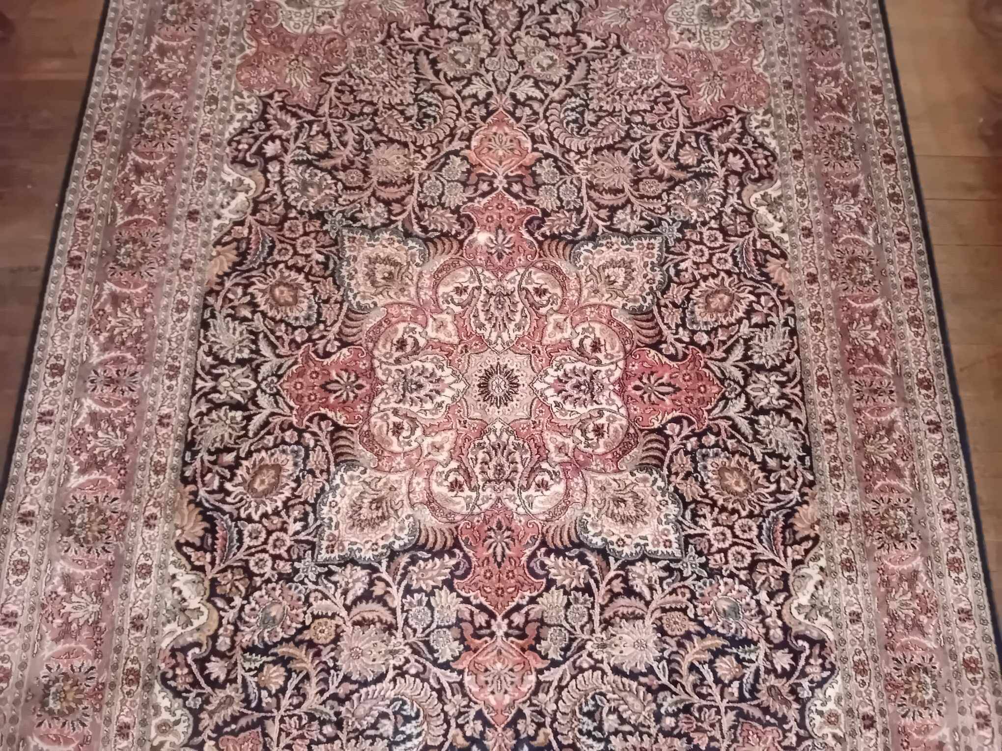 Handmade silk cashmere rug 282×186cm