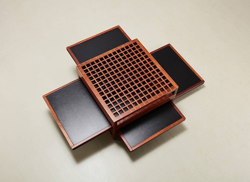 Table basse Tetra de Bernard Vuarnesson pour Bellato Italie, années 1980