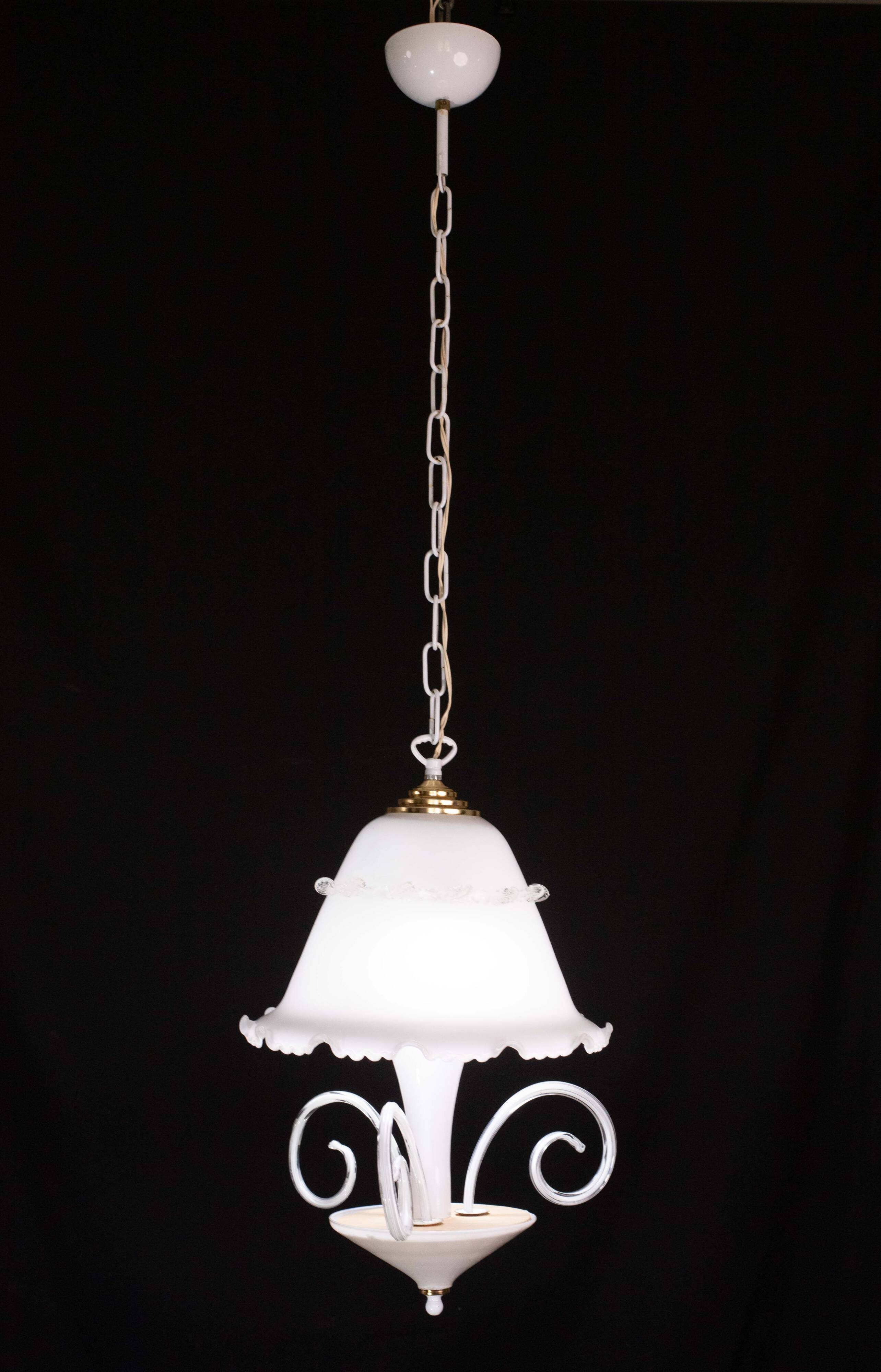 “Umbrella” Charming Murano Vintage White Chandelier in Murano Glass, 1980s
