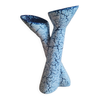 Double neck vase snow sandstone