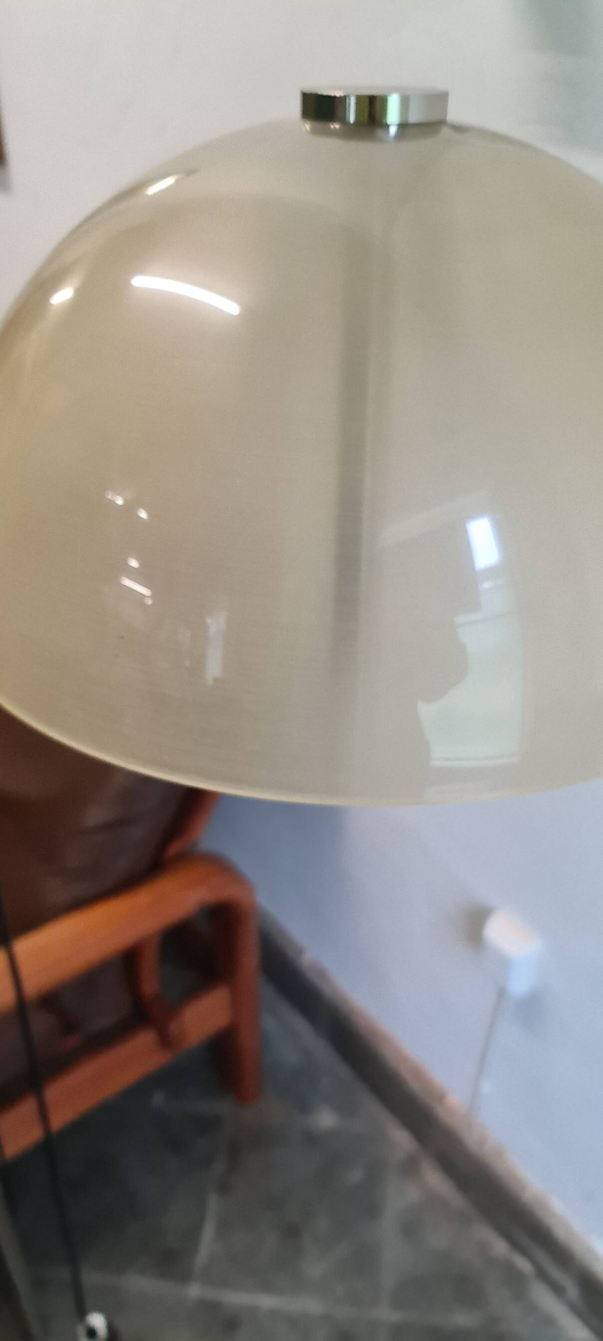 Vintage floor lamp in metal and synthetic resin