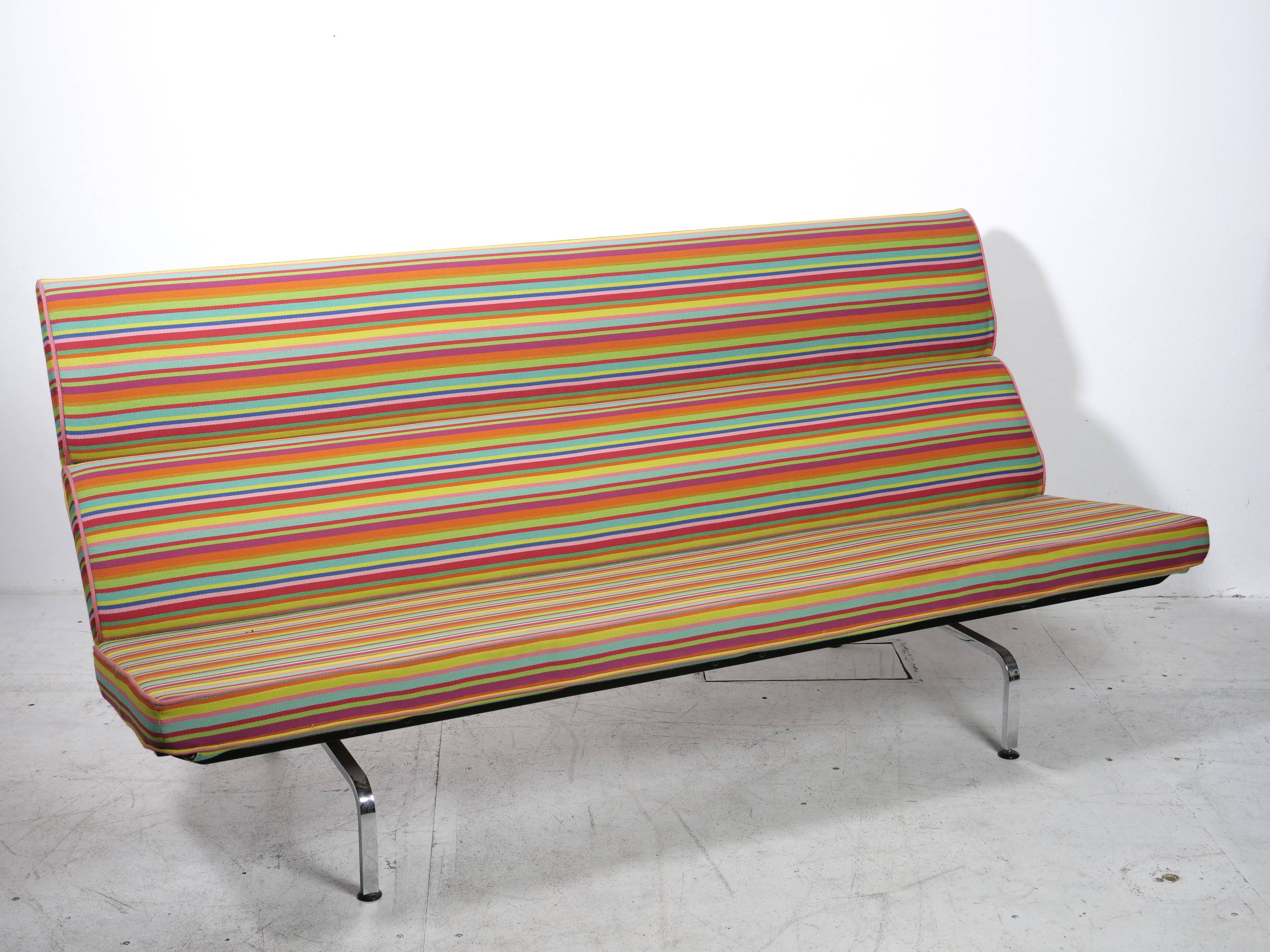 Compact sofa Eames Vitra Alexander Girard Miller stripe fabric