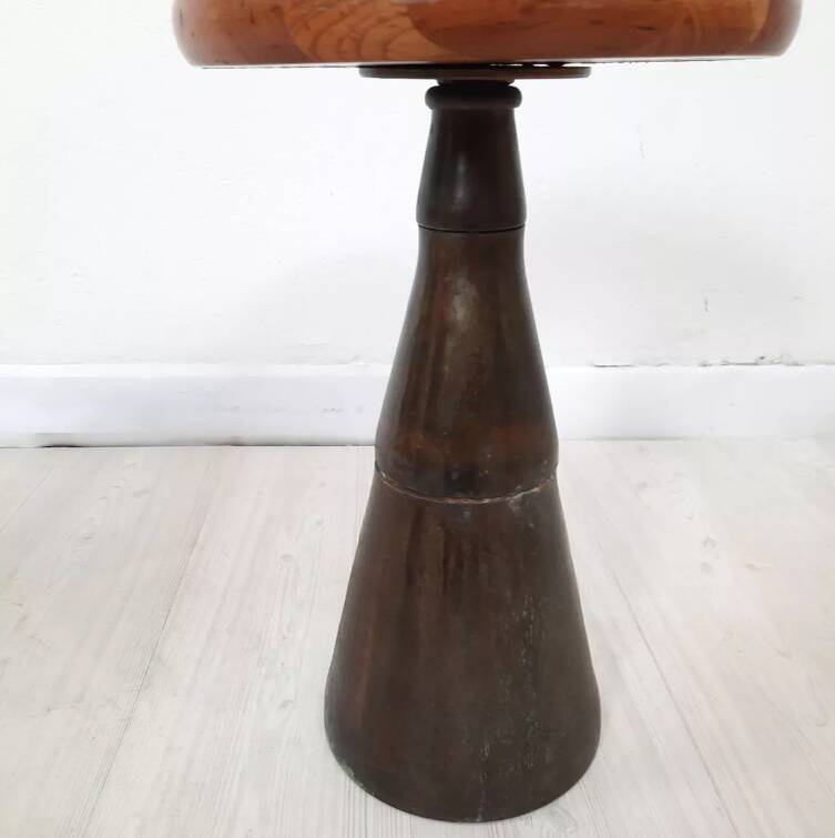Pair of industrial stools foot in copper metal