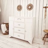 Buffet en bois peint en blanc