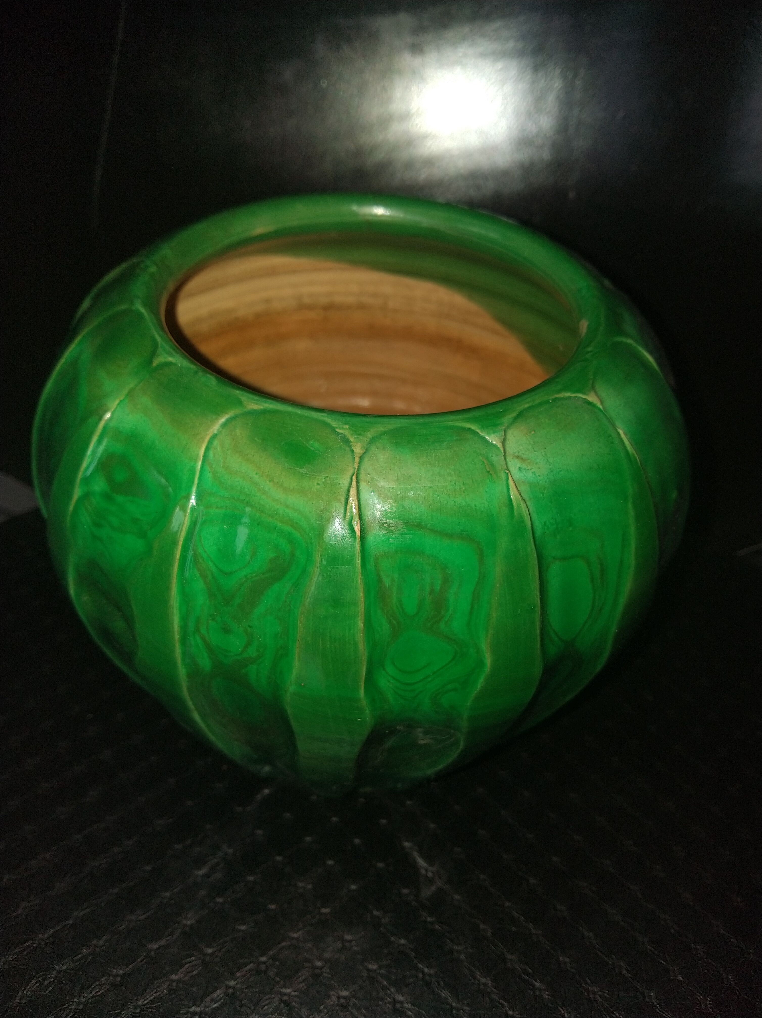 Green ceramic vase with moiré effect, circa 1930