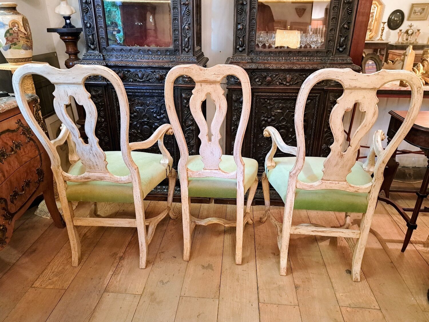 Set of 2 armchairs and 1 baroque style chair