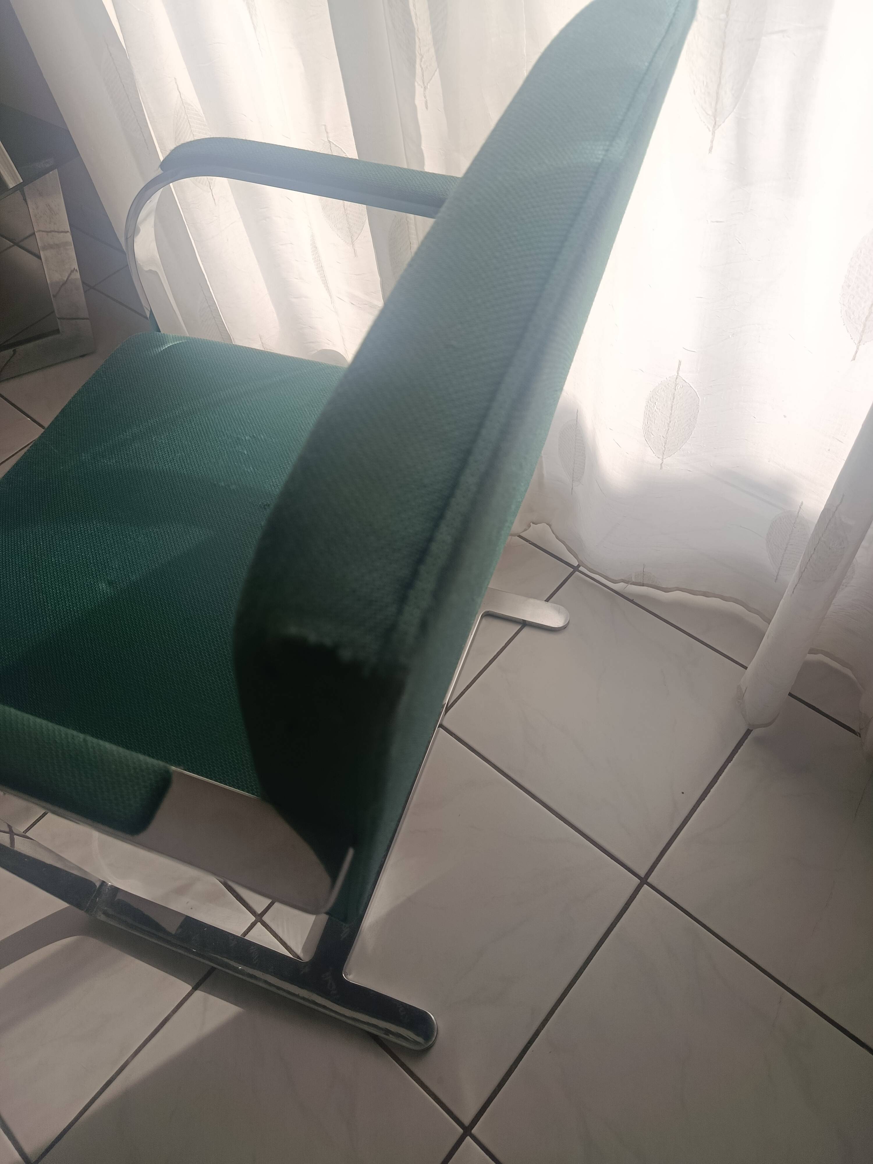 Knoll chair