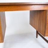 Desk in teak of danish design from the 1960