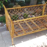 Lit de bébé en rotin années 50