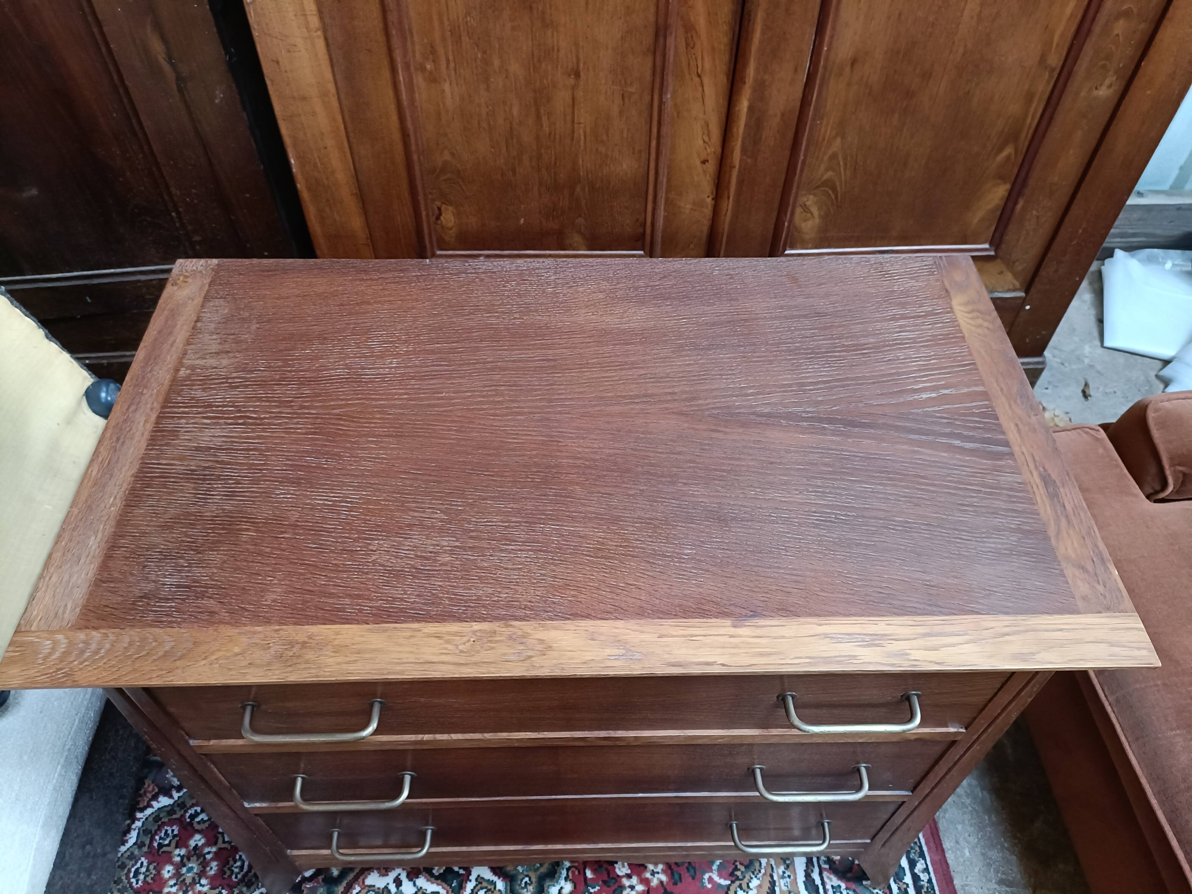 Scandinavian chest of drawers with three drawers in oak feet compass