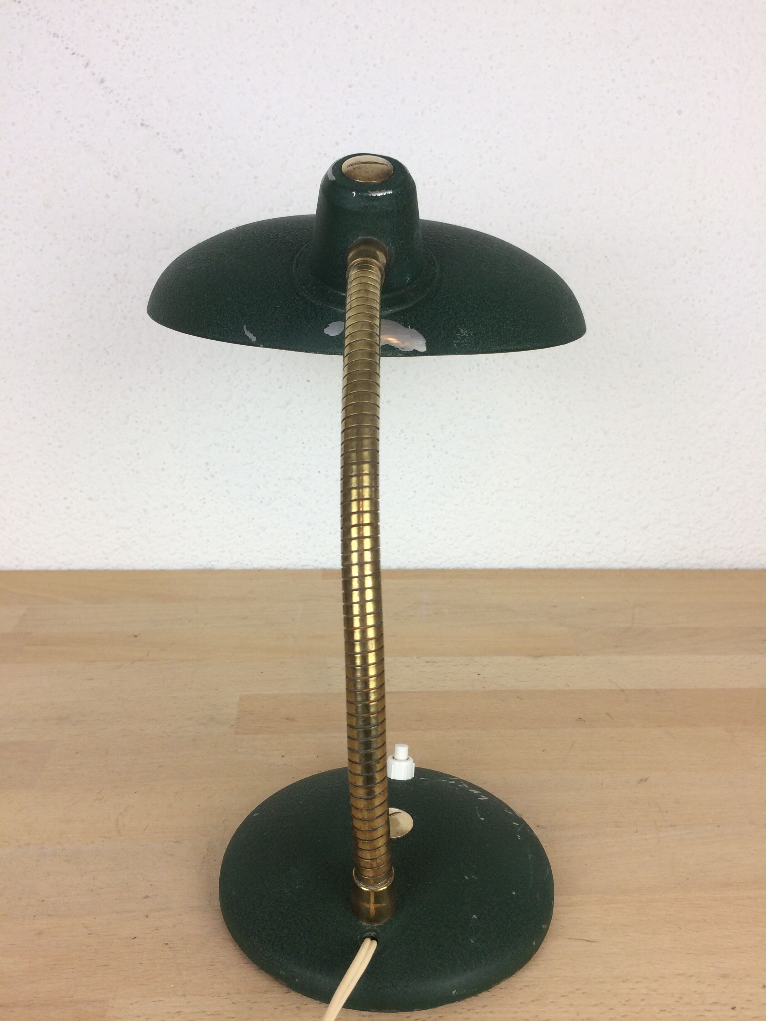 40s green flexible desk lamp