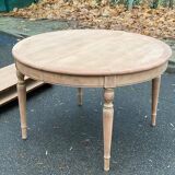 Louis Philippe round extendable dining table, restored, 19th century, 210cm