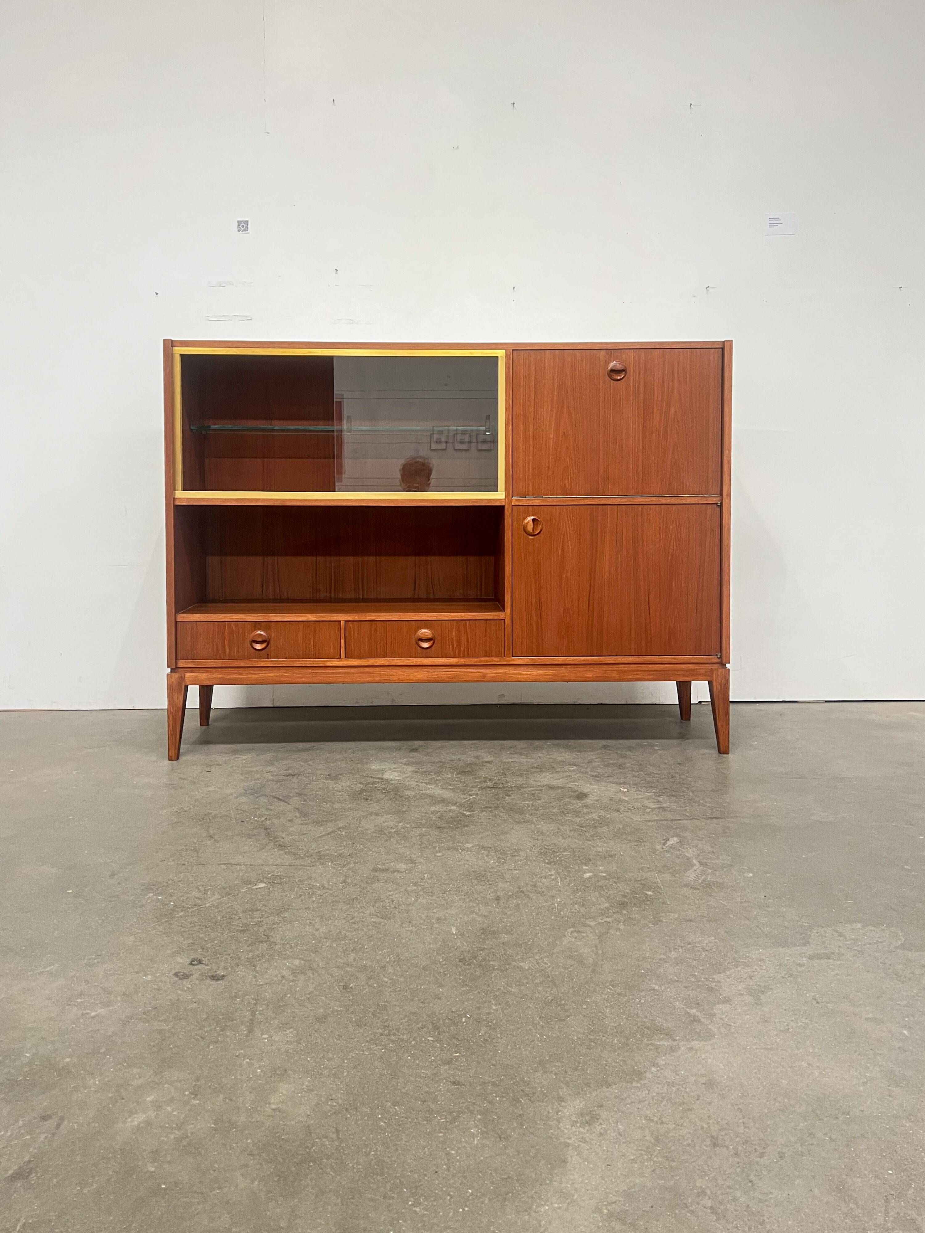 High vintage wooden sideboard with display cabinet and bar - Scandinavian style