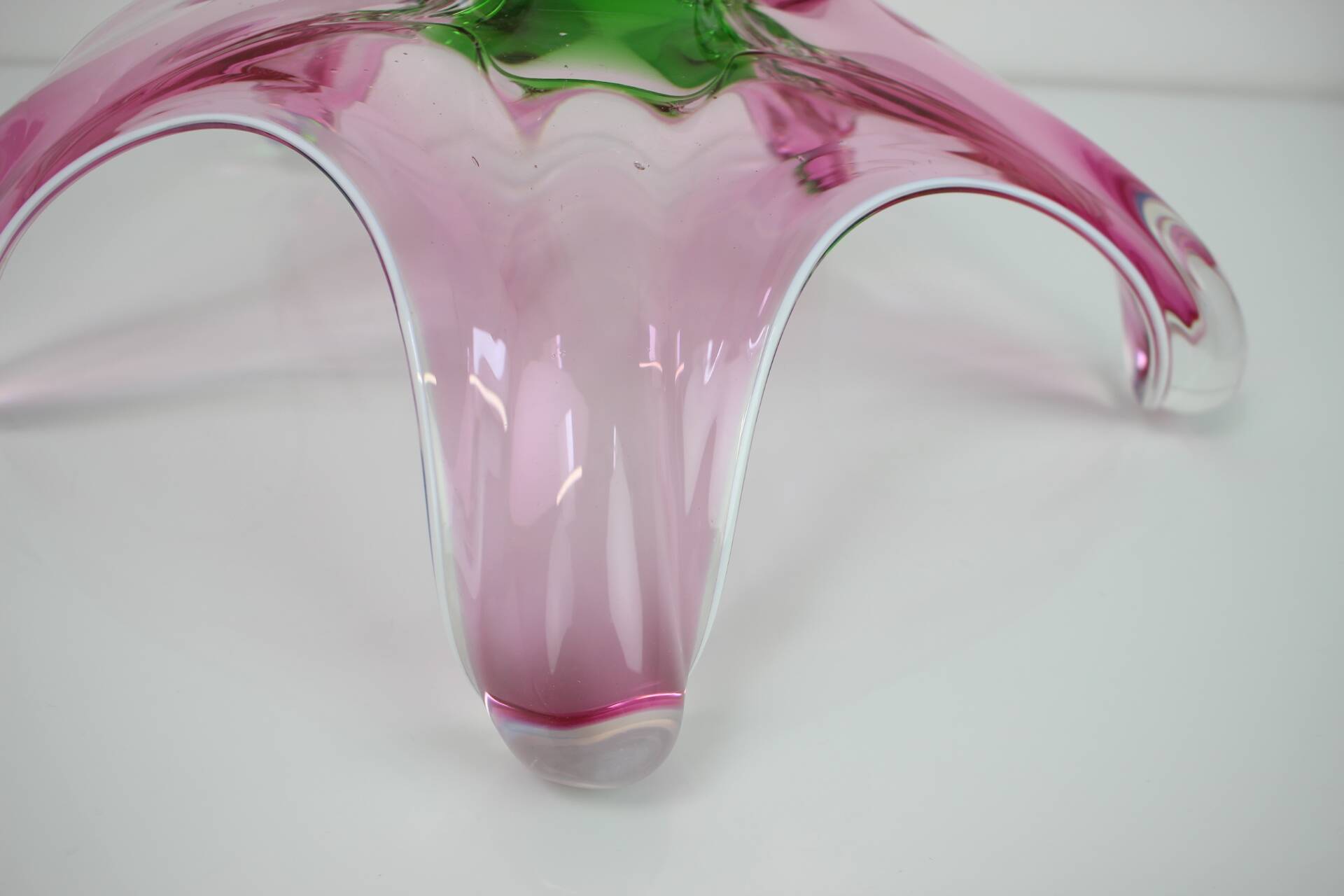 Want more images or videos? Request additional images or videos from the seller Contact Se