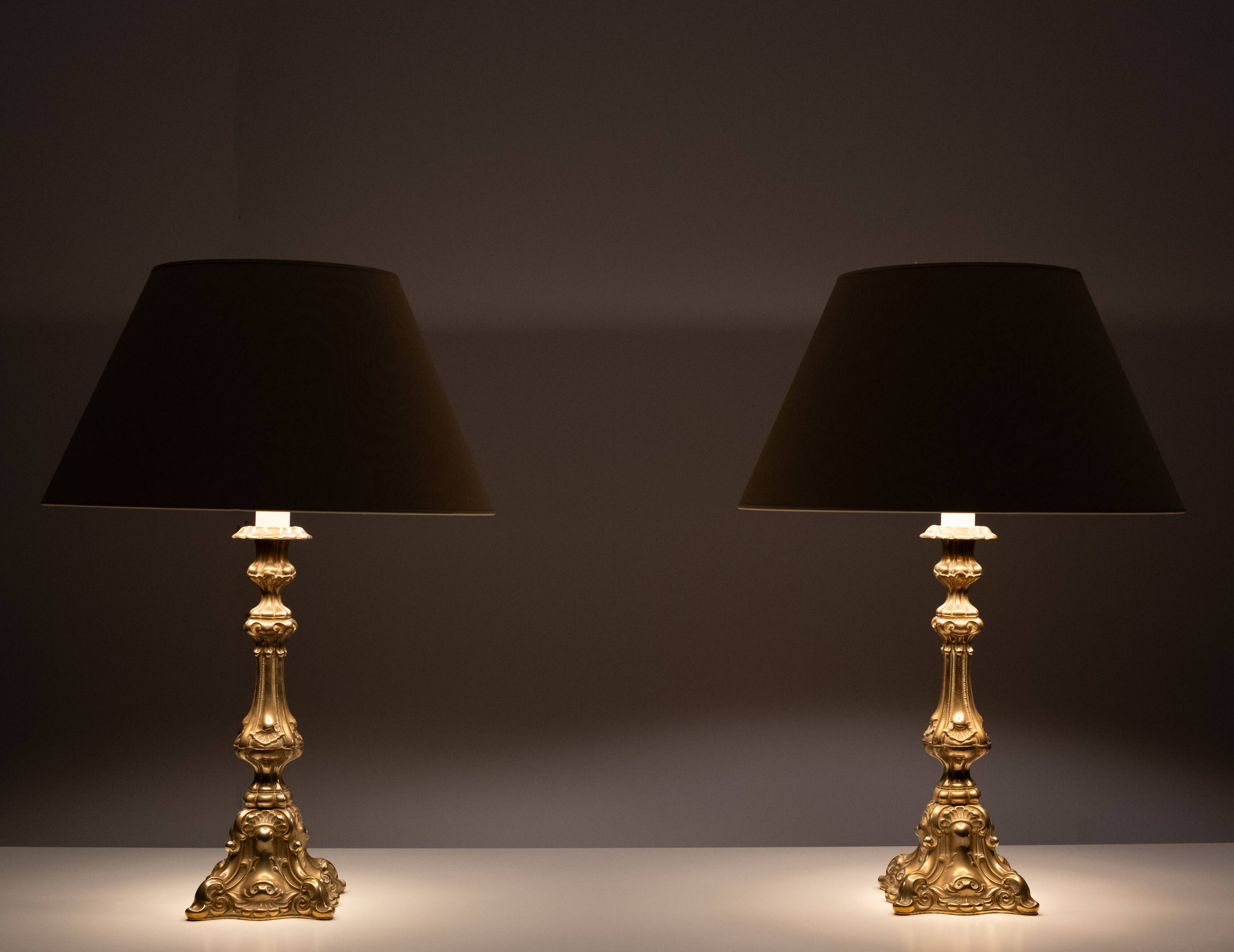 Stunning pair of Rococo Brass table lamps Italy 1920s