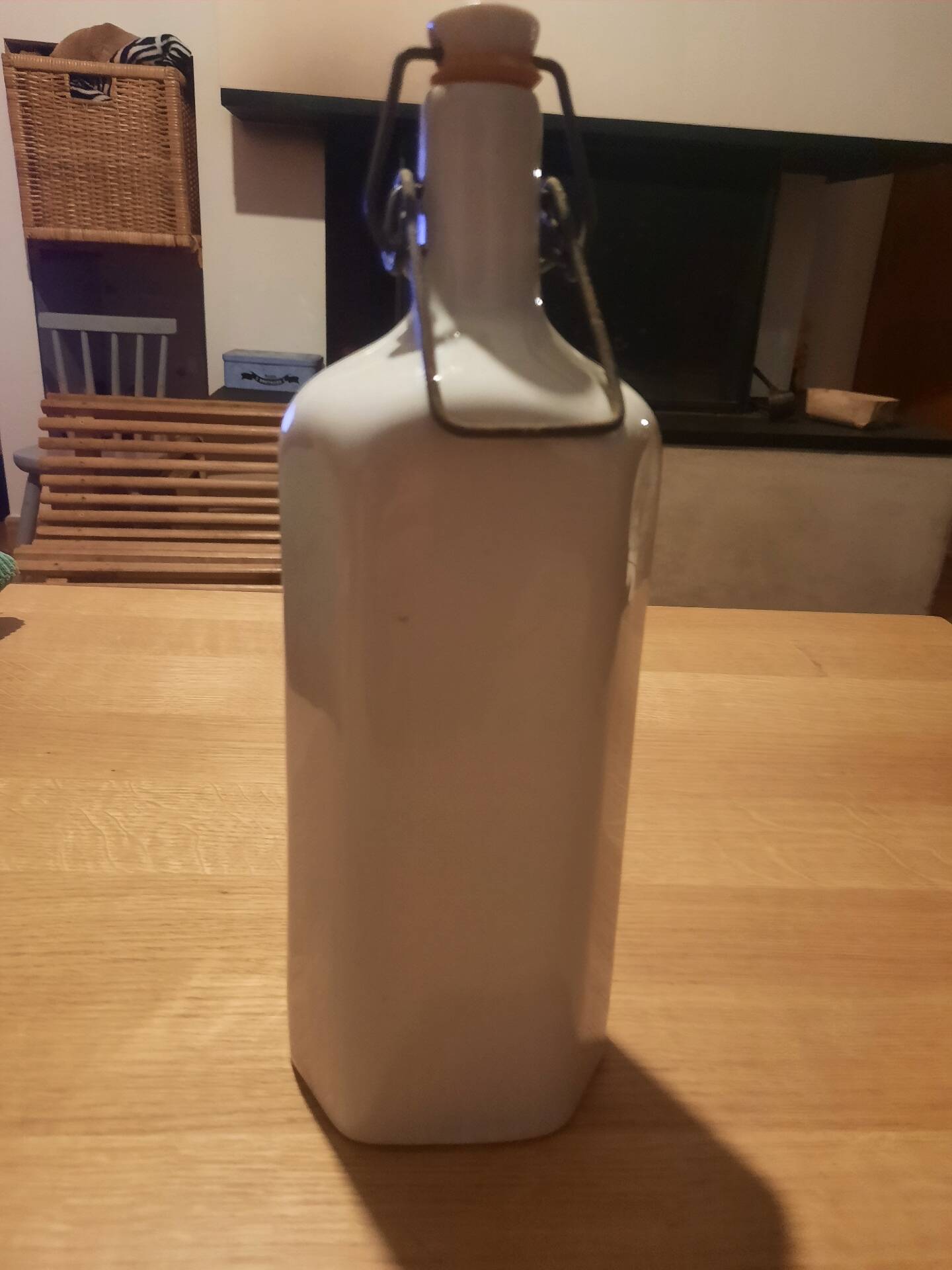 Hexagonal bottle in glazed stoneware
