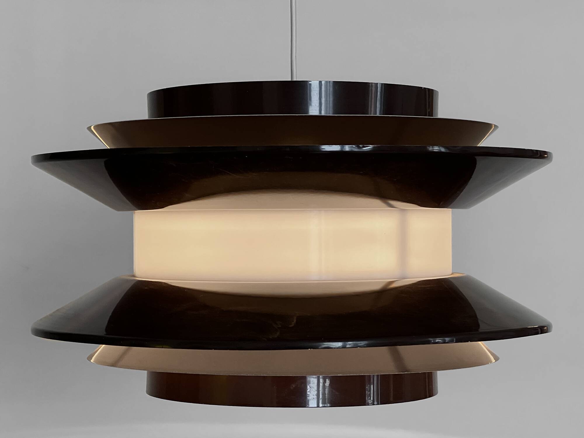 Pendant light "Trava" large brown version by Carl Thore for Granhaga Metallindustri. Sweden 1970s.