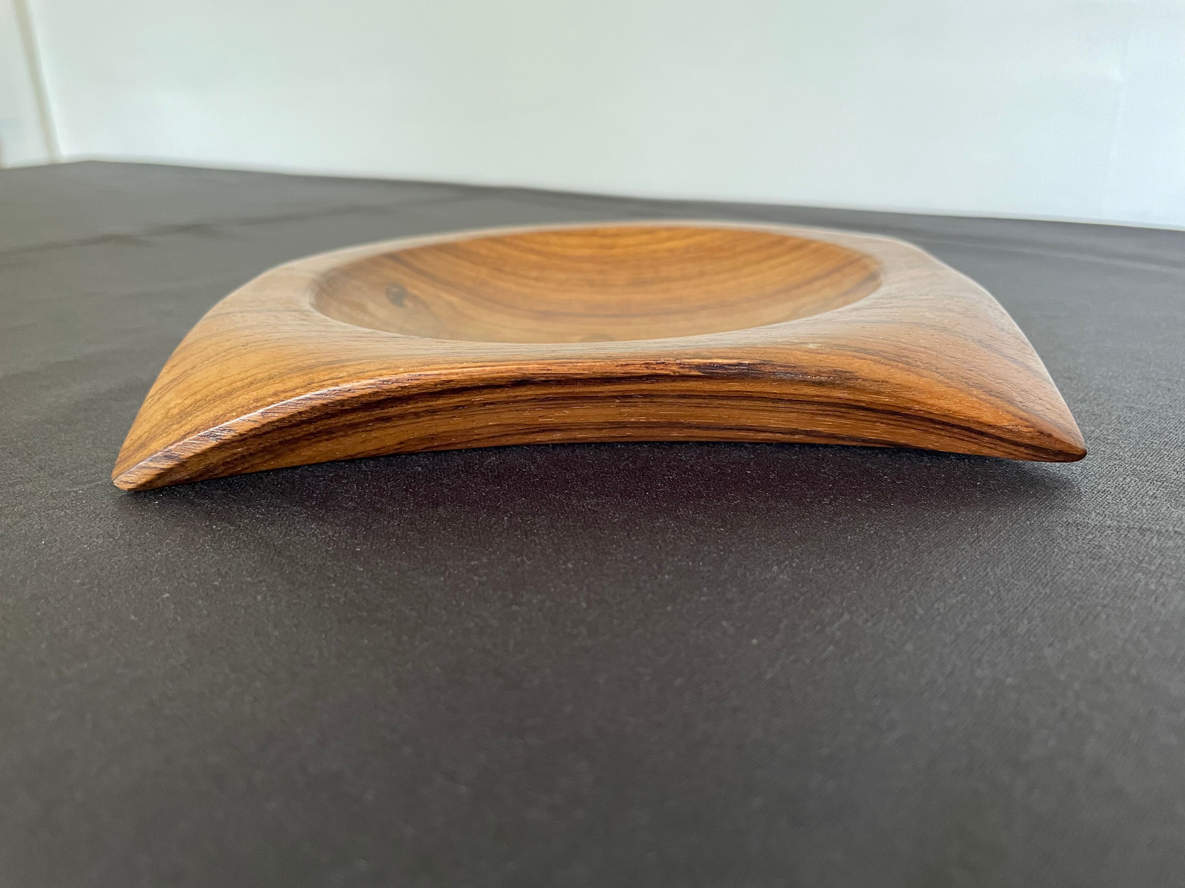 Turned wooden pocket tray