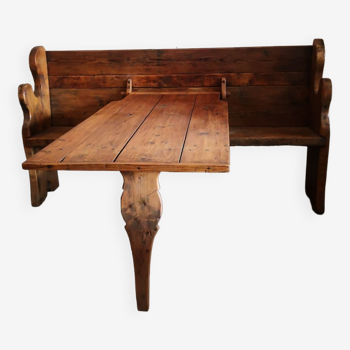 Savoyard bench with removable table