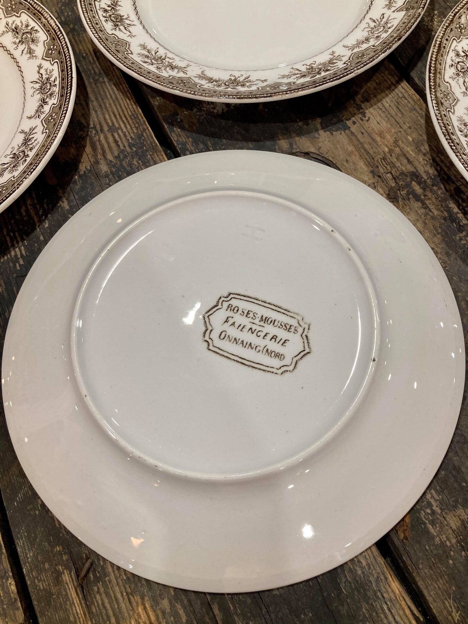 Lot 10 flat plates Onnaing