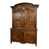 Important Louis XV two-body buffet Charolais in walnut, from the 18th century.