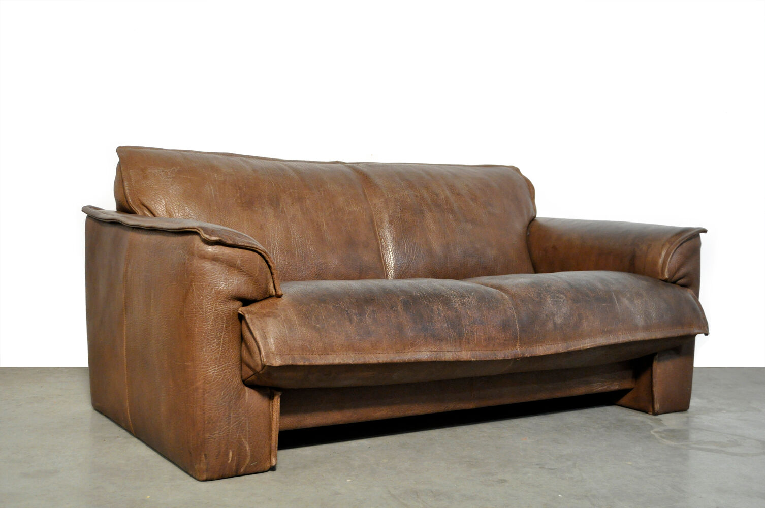 Neck leather 2-seater sofa by Hugo de Ruiter for Leolux, 1970s Netherlands