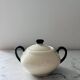Sucrier en porcelaine bicolore 