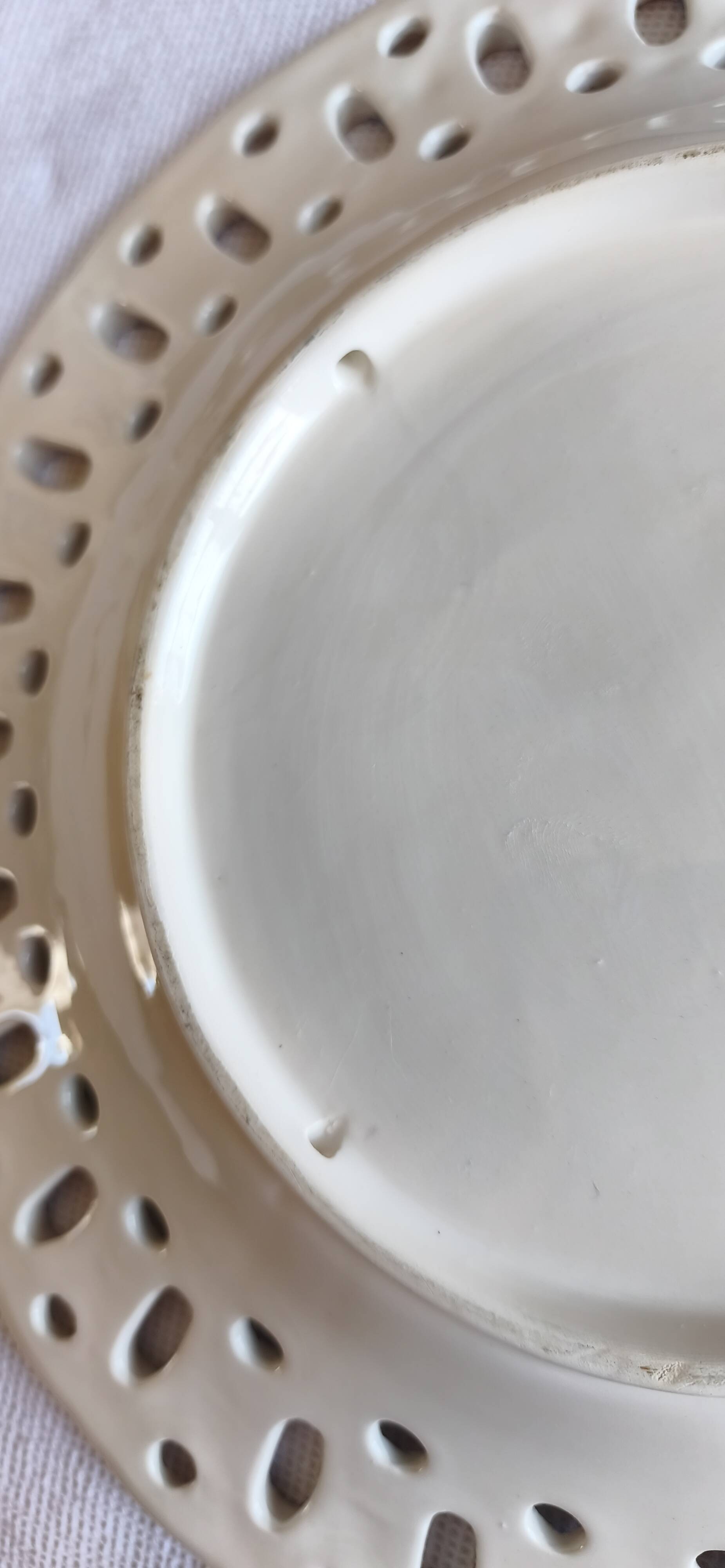 PORTUGUESE PORCELAIN / HAND-PAINTED BOWL AND FOOTED DISH