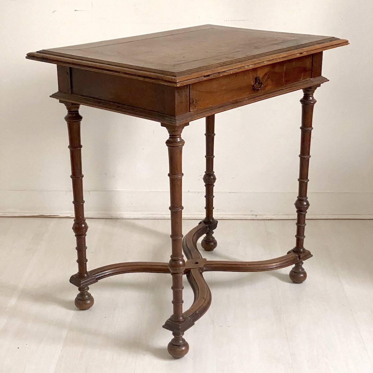 Small desk table in Louis XIII style, solid walnut.