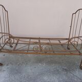 Old child in iron 1900