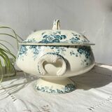 Vintage tureen Terre de fer bleu Saint Amand & Hammage model “Marie-Louise”