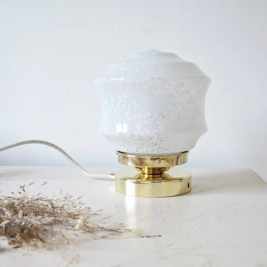 White Clichy glass table lamp