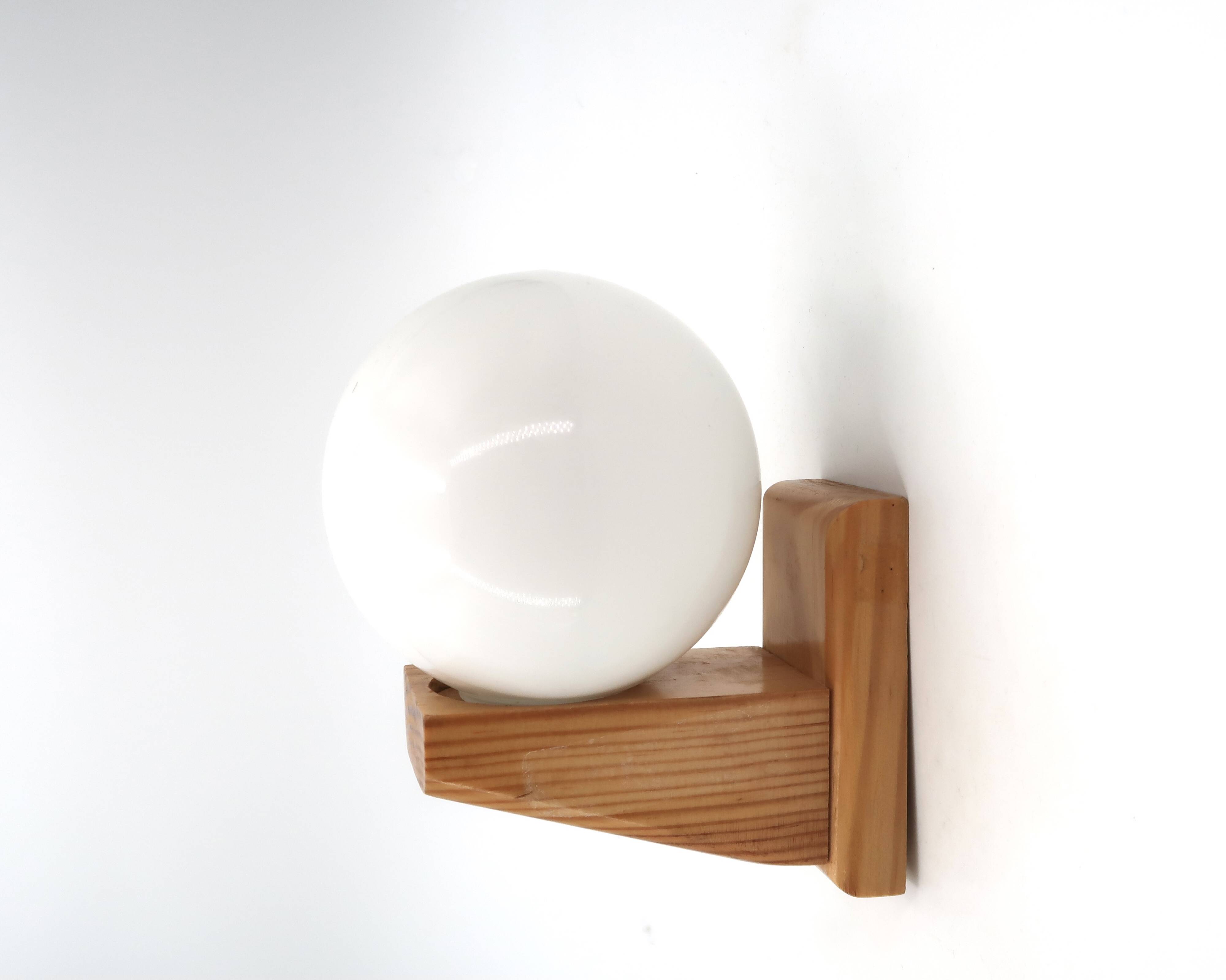 Wall light in pine wood with opaque white glass globe, 1980s