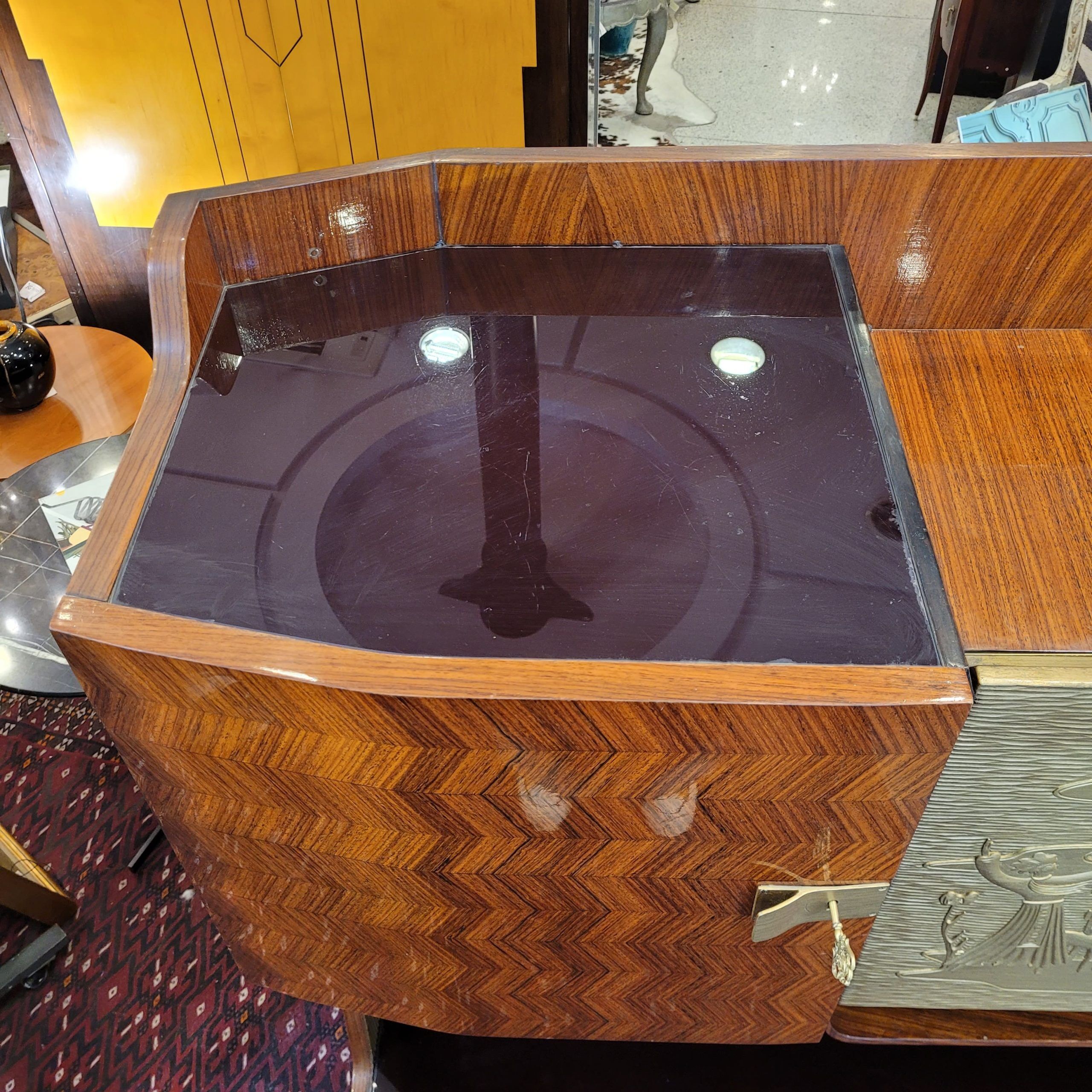 Bar cabinet / buffet, rosewood, Vittorio Dassi for Permanente Mobili di Cantù, Mid-century, 1950s – Italy