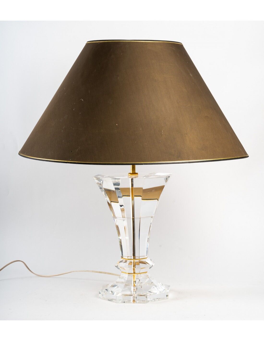 Baluster-shaped lamp