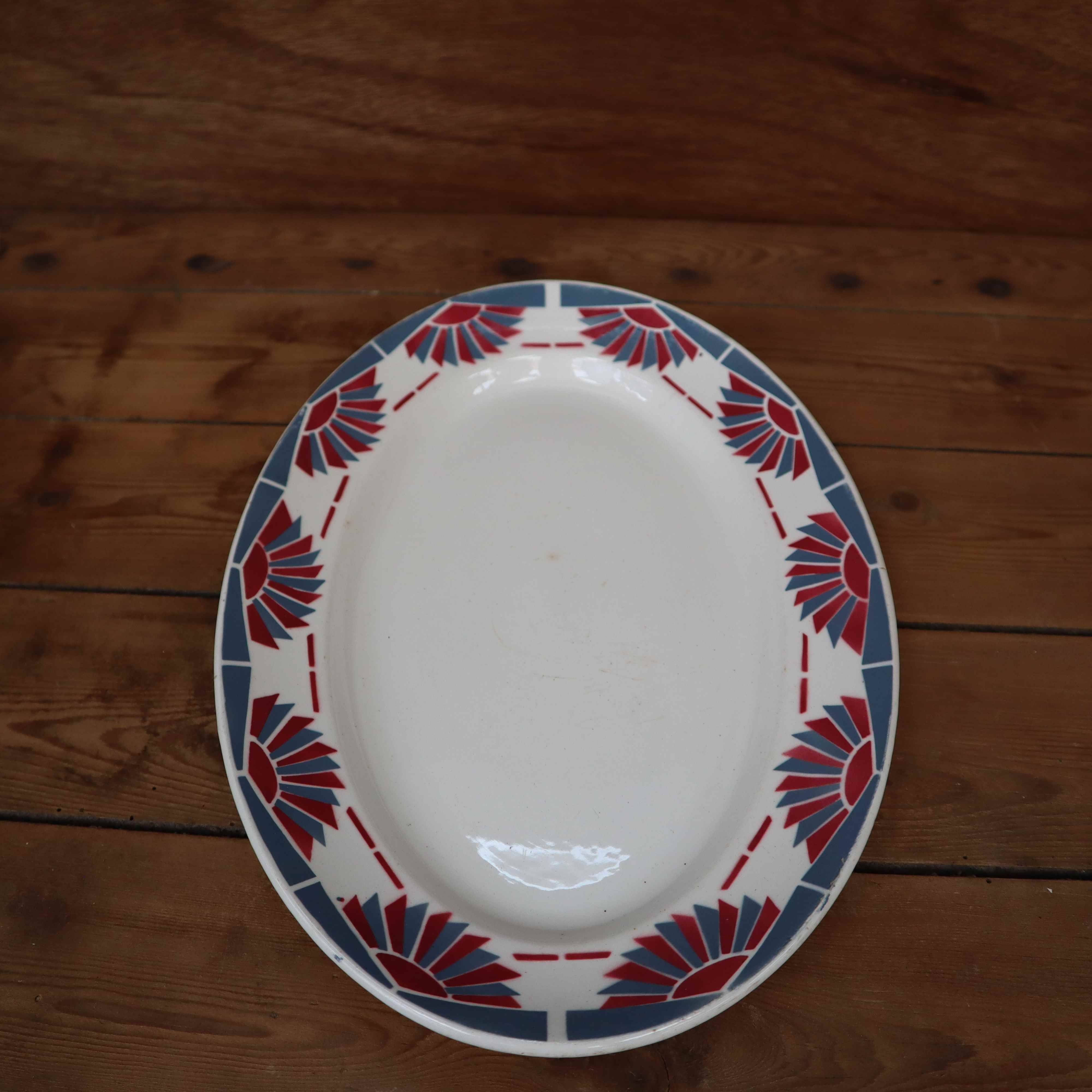 Old oval earthenware dish "Horizon" St Amand
