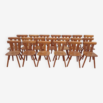 Lot de 20 chaises de bistrot café bar restaurant - bois - vintage