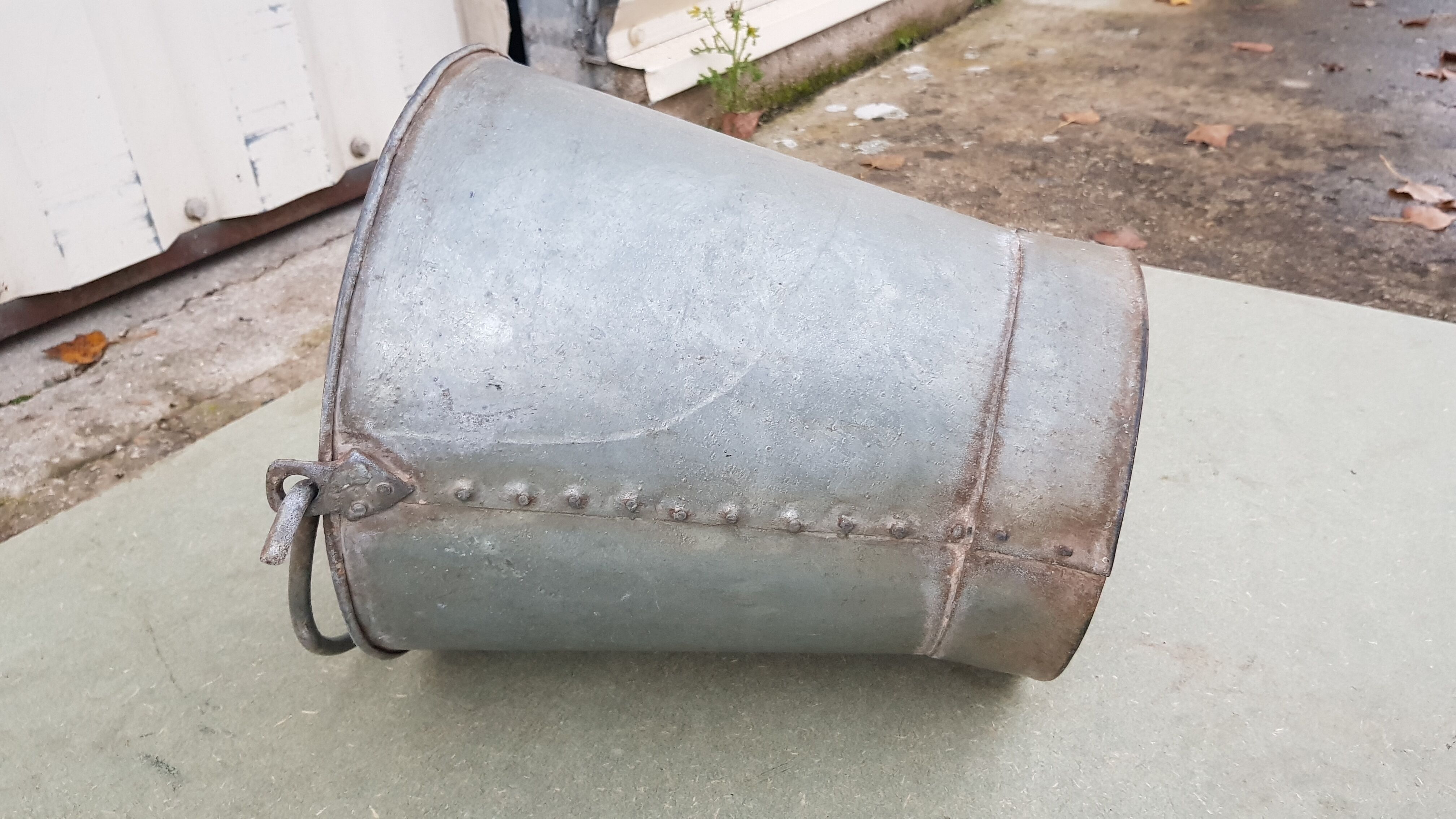 Old thick zinc farmhouse seal