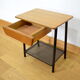Table de chevet moderniste vintage 1950 / 1960