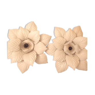 2 metal flower sconces