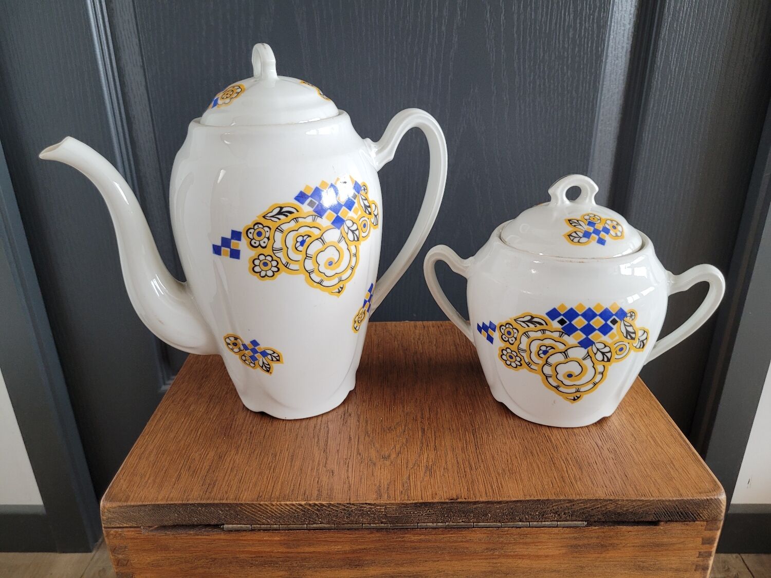 Sugar bowl and coffee pot