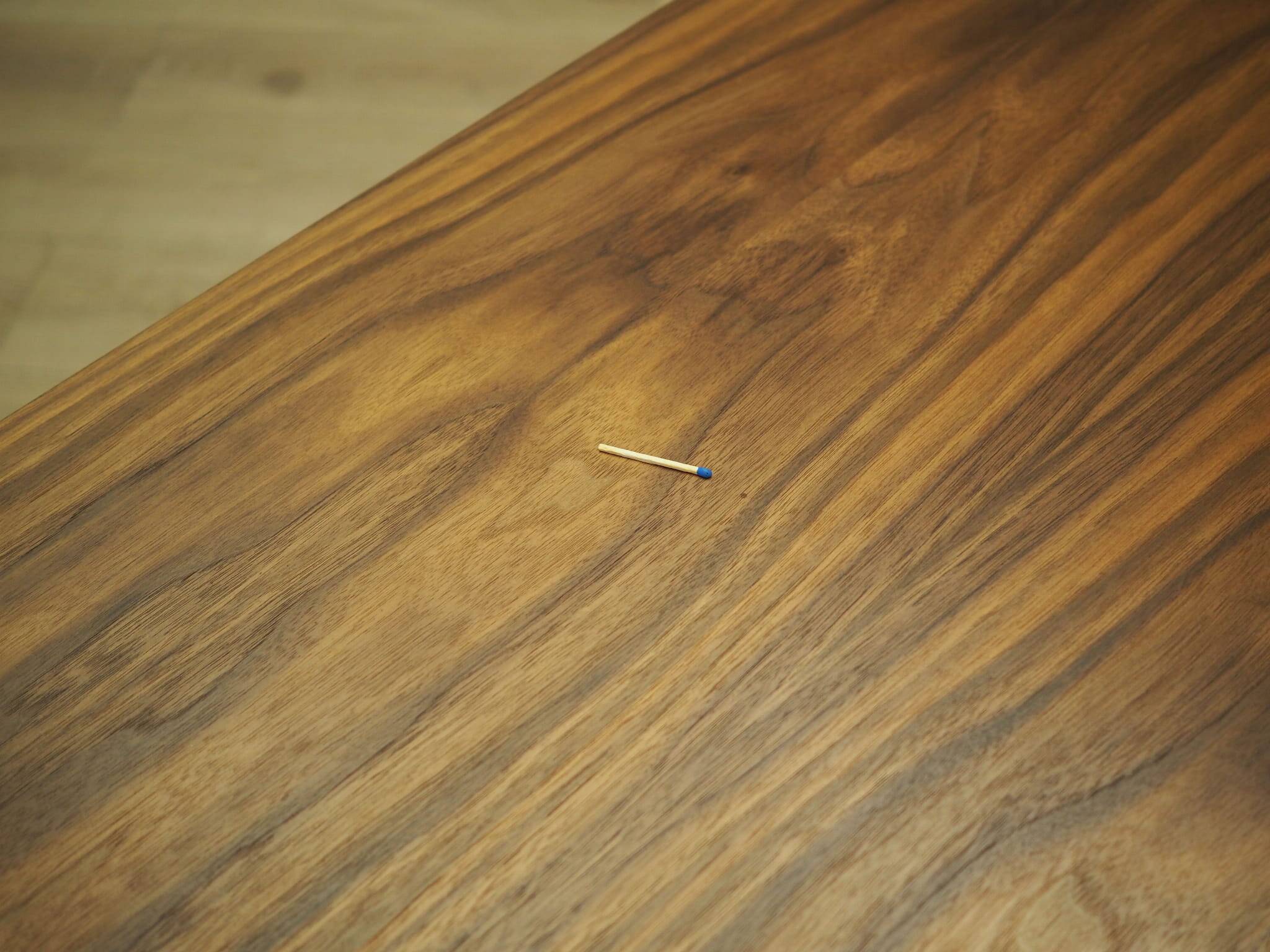 Enfilade en noyer, design scandinave