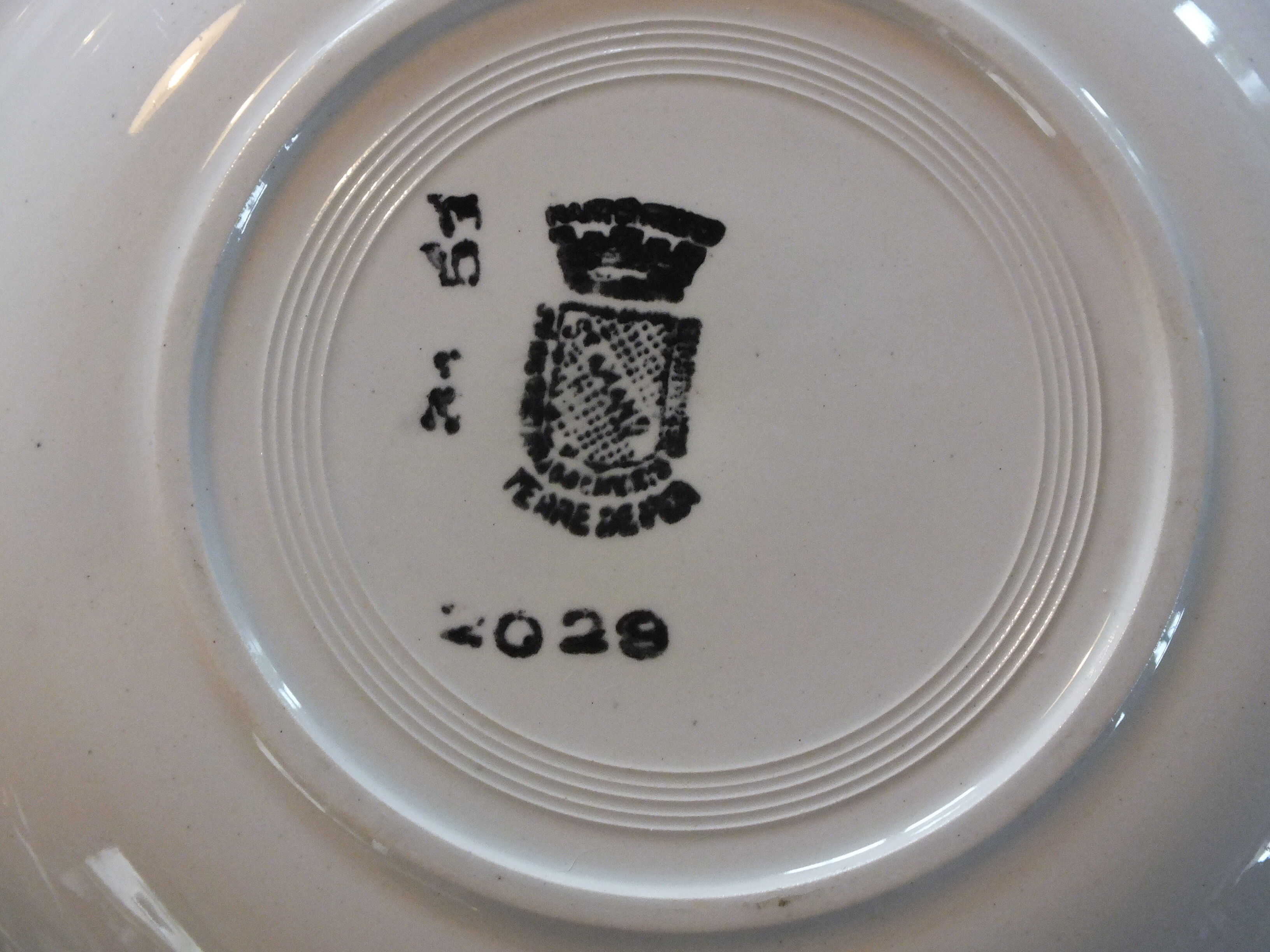 6 Hollow plates of the 40s decoration Flowers - Saint Amand Terre de Fer
