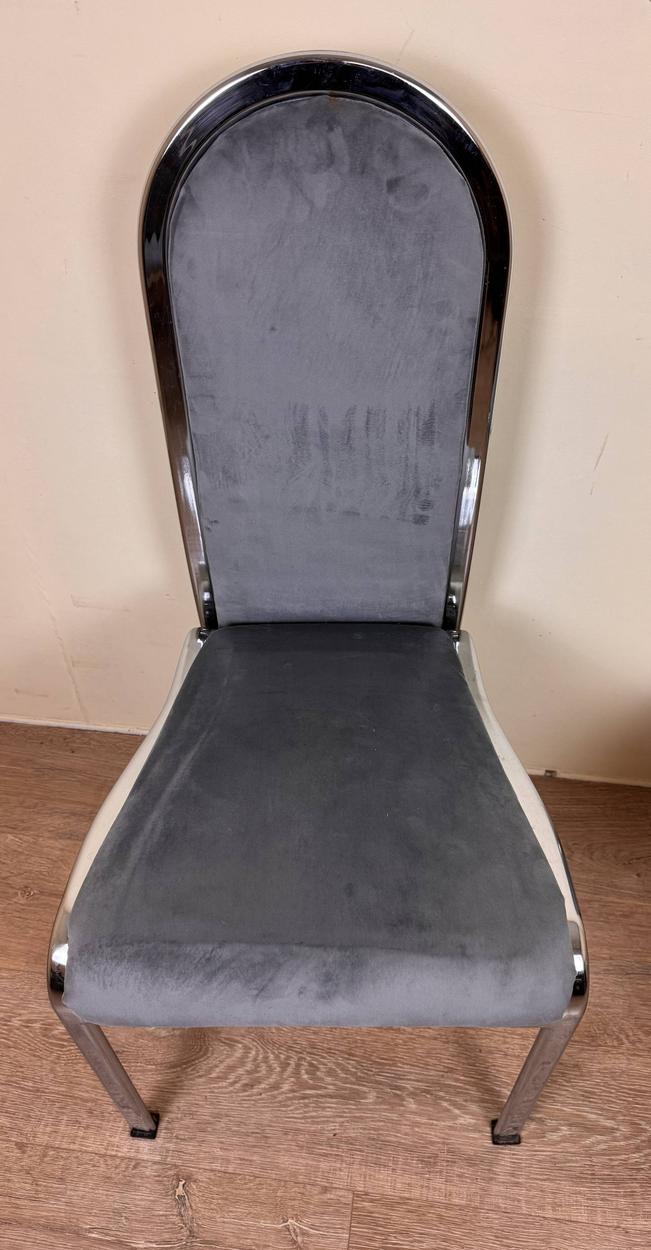 Set of Italian dining chairs from 1970, chrome and covered in blue velvet