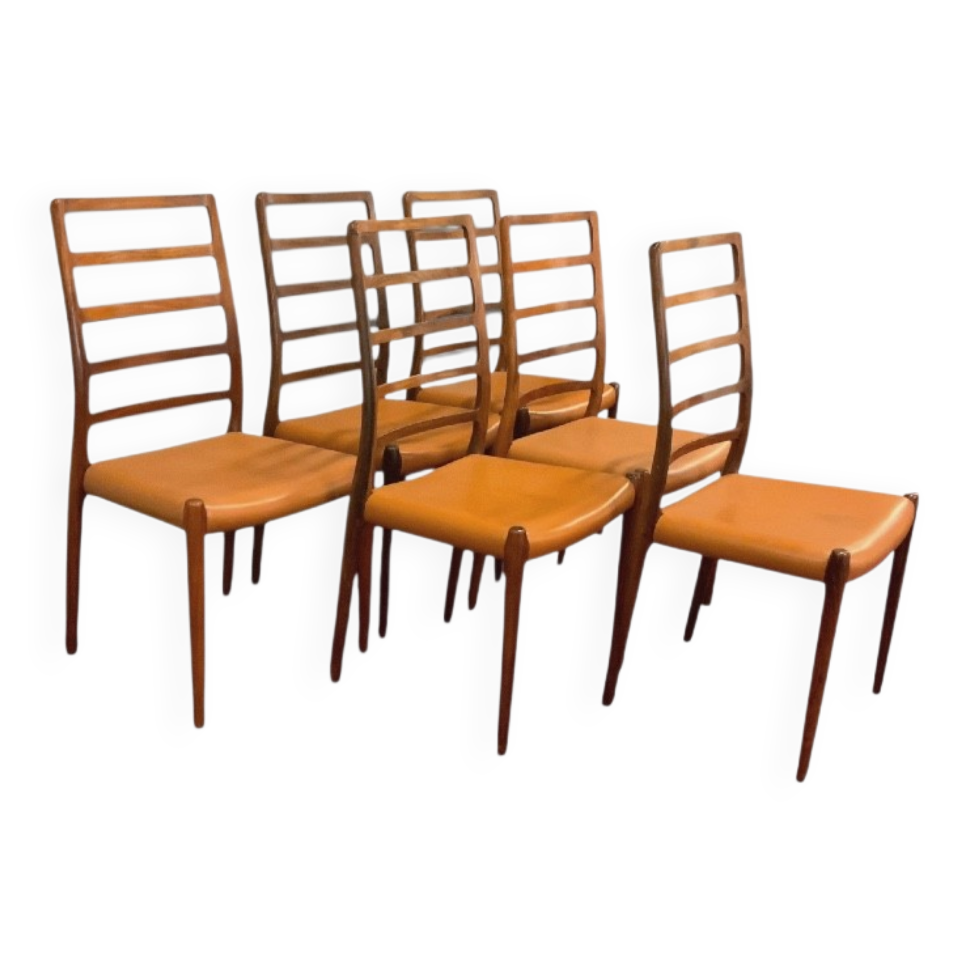 Série de Chaises scandinaves années 1960 de Niels Otto Møller